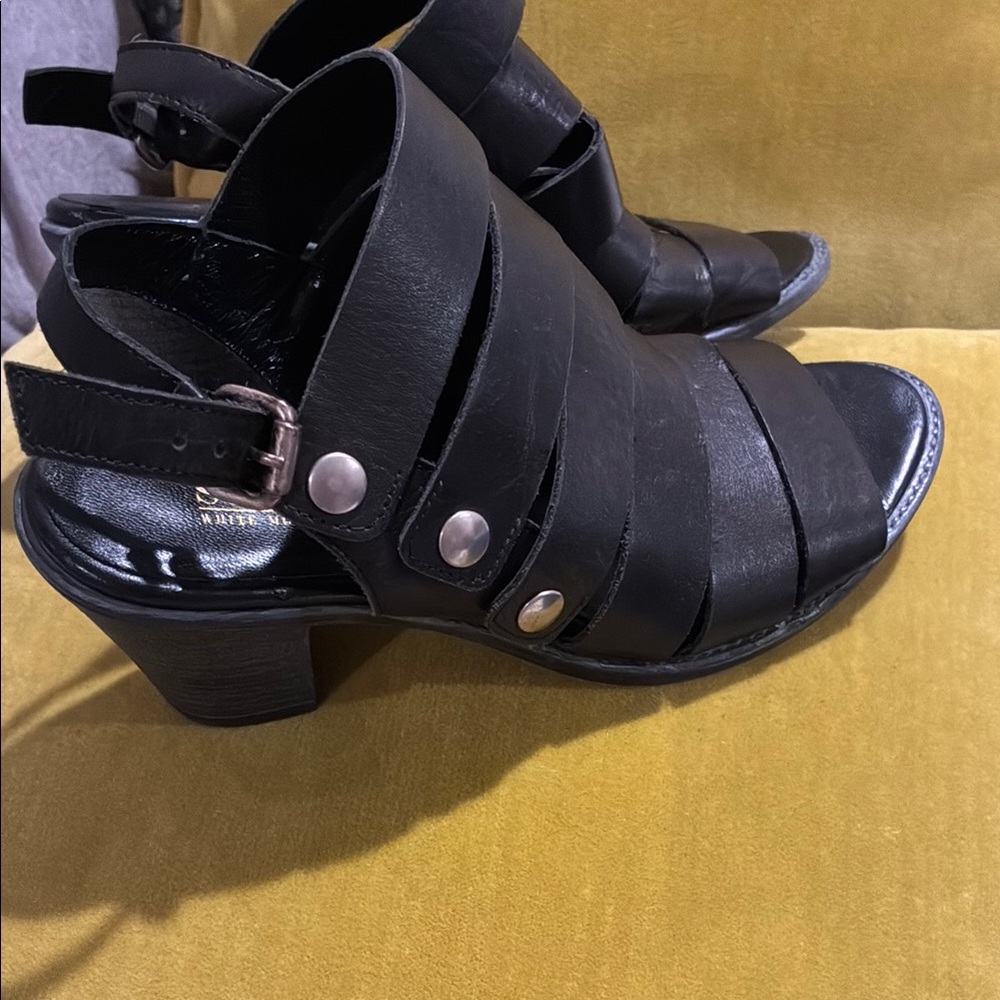 White Mountain Black Heels with Chunky Heel and Straps